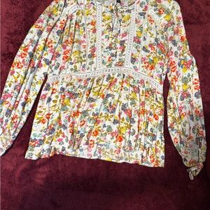 Jessica Simpson Vibrant Floral Blouse